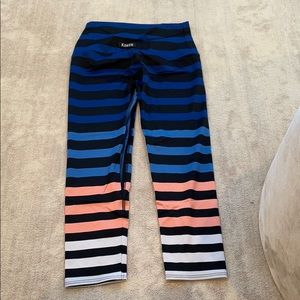 K deer Capri leggings